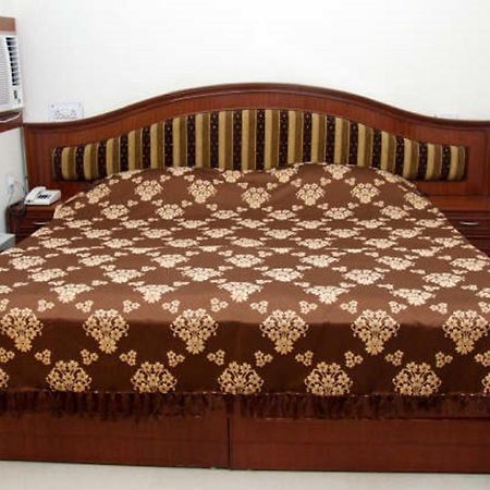 Hotel Sunrise Inn Lucknow Esterno foto