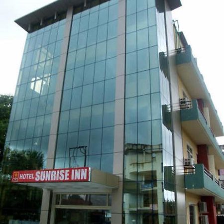 Hotel Sunrise Inn Lucknow Esterno foto